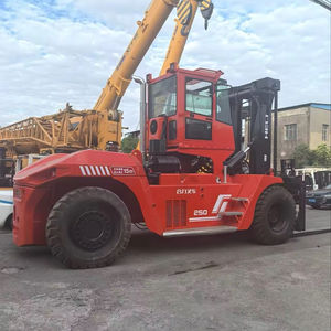 Montacargas Diésel HELI TCM de 25 Toneladas, Potente Cargador Industrial para Almacenes, Terrenos Exteriores, Construcción y Manejo de Materiales - Product Image 1