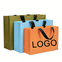 Sacs en papier de luxe faits à la main, écologiques et recyclables, impression personnalisée, laminage, estampage à chaud, poignée en ruban