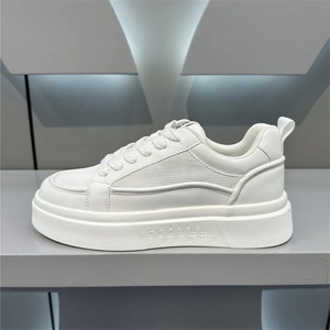 Zapatos de verano para hombre 2024, <span class=keywords><strong>nuevos</strong></span>, cómodos, con suela de goma suave, distintivos, modernos, delgados, combinables con todo, a la moda, con forro de malla transpirable - Product Image 2