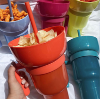 2025 linda fiesta de Navidad Cola Chips 2 en 1 Snack bebida palomitas taza de plástico taza 32oz estadio vaso con bandeja de aperitivos tazón paja