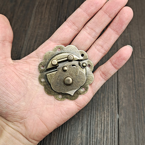 Hebilla de aleación estilo antiguo Chengyu para cajas de regalo de madera y metal, accesorios de embalaje - Product Image 2