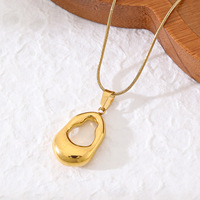 Collier pendentif en forme de U en acier inoxydable plaqué or imperméable à l'eau, vente en gros