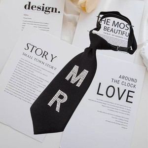Cravate unisexe avec lettres en strass MRS MR, cravate courte réglable de style preppy pour adultes - Product Image 3