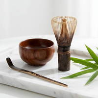 Fouet à matcha artisanal japonais OEM, outils personnalisés pour le matcha, fouet à thé en bambou à long manche pour ensemble de matcha, poudre de thé vert