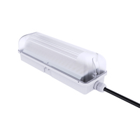 Projecteur LED Tri-proof d'urgence à haut lumen 1800lm 18W Anti-corrosion IP65 IK10 Test Automatique LiFePO4 CB CE HK COC pour Usine et Centre Commercial