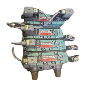 Stack I34BA4004026Y61 I34BB6004044Q61 Stack I34BA4004026Y61 I34BB6004044Q61 ตัวควบคุม PLC อัตโนมัติ โปรแกรมได้ ปรับความถี่ได้ - Product Image 1