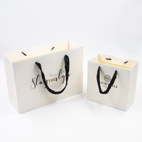 Sac de shopping en papier de luxe personnalisé à prix avantageux avec poignée pour vêtements