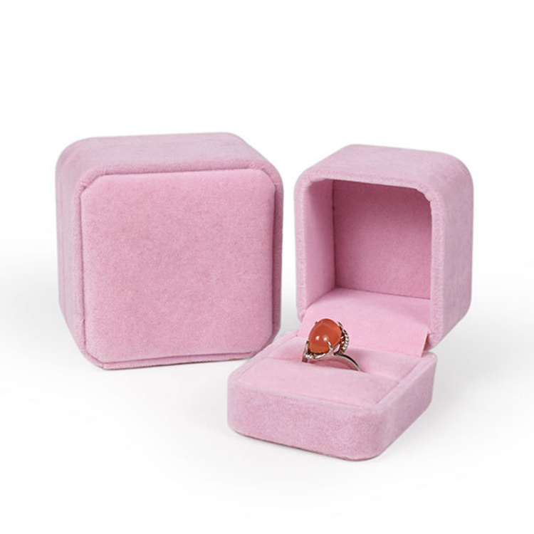 Rose-Boîte à collier