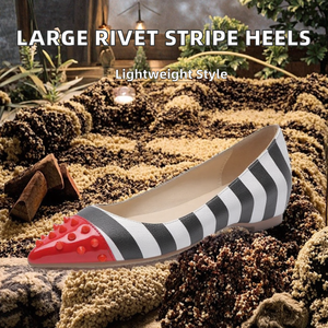 Chaussures plates à enfiler pour femme, grande taille, en tissu léopard à rayures cloutées, antidérapantes, avec talons invisibles, soutien de la voûte plantaire léger et rehaussement de la taille - Product Image 2
