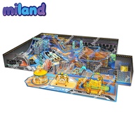 Équipement de terrain de jeu intérieur à thème Canard Jaune, nouveau design, installations de parc d'attractions, activité murale avec toboggan pour enfants