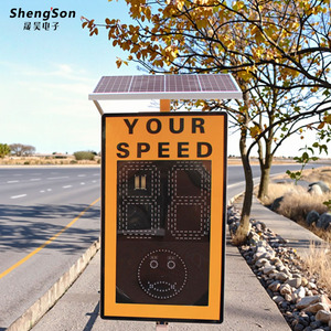 Panneau <span class=keywords><strong>de</strong></span> signalisation intelligent à LED solaire avec radar <span class=keywords><strong>de</strong></span> détection <span class=keywords><strong>de</strong></span> vitesse, affichage dynamique <span class=keywords><strong>de</strong></span> <span class=keywords><strong>la</strong></span> vitesse pour <span class=keywords><strong>la</strong></span> surveillance <span class=keywords><strong>de</strong></span> <span class=keywords><strong>la</strong></span> vitesse sur autoroute et sur routes urbaines - Product Image 2