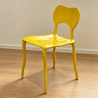 Chaise de salle à manger ModHomi style nordique moderne en plastique, chaise d'appoint ondulée irrégulière, mobilier mignon pour la maison et la salle à manger