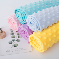 Vêtements pour bébés et vêtements de nuit pour enfants en tissu minky à pois imprimé en tricot warp, ultra doux, pelucheux et imperméable pour couvertures de bébés et filles