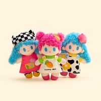 Peluche personnalisée pour fille, poupée en peluche, animaux en peluche, tenues aux cheveux colorés pour cadeau d'anniversaire et vente en gros