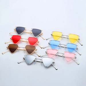 Lunettes de soleil vintage rétro personnalisées 2019 pour hommes et femmes, monture en alliage, protection UV400, forme triangulaire creuse - Product Image 5