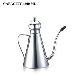 Restaurant High-quality Stainless Steel Cone Oil <strong>Pot</strong> Leak-proof Kitchen Household Soy <strong>Sauce</strong> <strong>Pot</strong> Small Vinegar <strong>Pot</strong> Oiler - Product Image 5