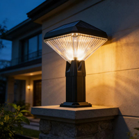 Lampu Taman Surya Persegi Kelas Komersial Pencahayaan Lembut Sistem Kontrol Lampu Pilar Pintar Fungsi Timer 5 Jam