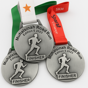 Benutzer definierte Gold Marathon Medaille Modern Style Blank Zink legierung Award für Abschluss feier und Sport lauf Personal isiert für <span class=keywords><strong>Medal</strong></span> las - Product Image 1