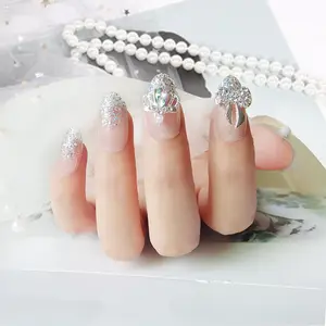 faux ongles uv gel Suppliers-J. JP912 — faux ongles en poudre à paillettes, transparent, tête ronde, gel UV, porter une couronne en diamant, sur vernis à ongles de la mariée