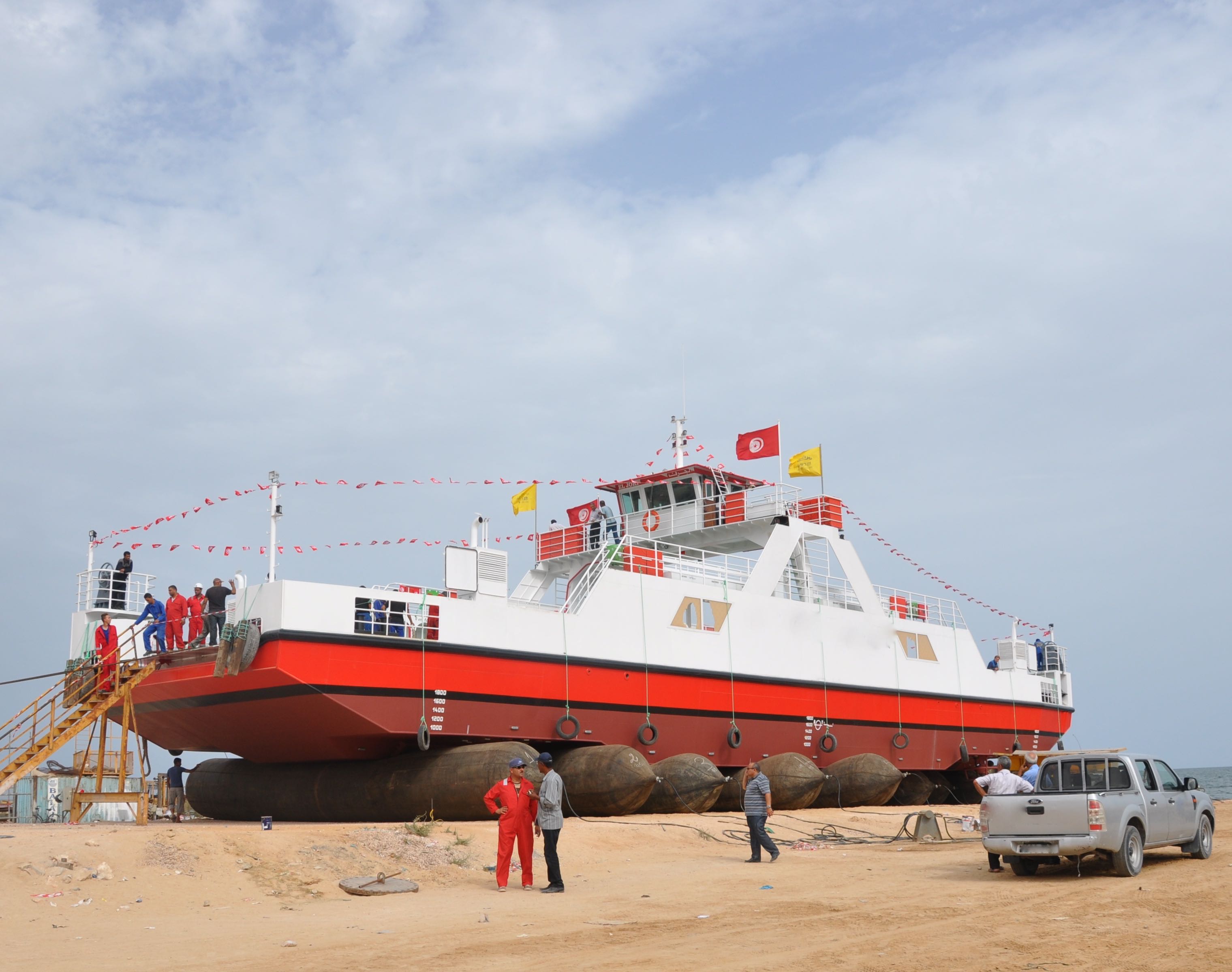 Integral Winding Of Inflatable Marine Rubber Airbag For Ship Launching