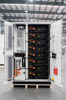 Système de stockage d'énergie (ESS) tout-en-un refroidi par liquide 100 kW 418 kWh, armoire 400 V LFP avec batterie 314 Ah