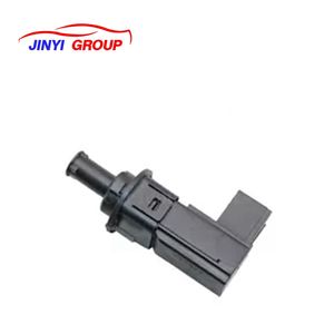 สวิตช์ไฟเบรคสำหรับหลบ68078700AB 68078700AD 68078700AE - Product Image 1