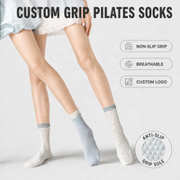 Chaussettes de Pilates personnalisées antidérapantes, longueur mi-mollet, avec grip, pour femmes, en coton respirant, pour yoga, barre et danse, OEM ODM