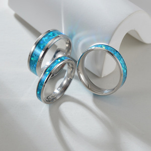 Nouveautés : Bague en acier inoxydable bleu holographique avec incrustation scintillante |   Bague de mode pour hommes et femmes - Product Image 6