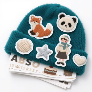 Etiquetas Adhesivas de PVC con Diseños de Anime y Graffiti, Impresión de Precisión, Resistentes al Agua, para Empaquetado, Venta al Por Mayor - Product Image 3