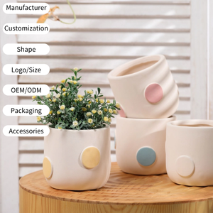 Maceta Nórdica de Terracota Pintada a Mano con Orificios y Base, Ecológica, Duradera, <span class=keywords><strong>para</strong></span> Jardín, Hogar y Exteriores - Product Image 1