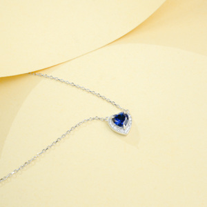 Collar de Boda Romántico de Plata de Ley de Alta Gama con Baño de Rodio y Zafiro en Forma de Corazón - Product Image 2
