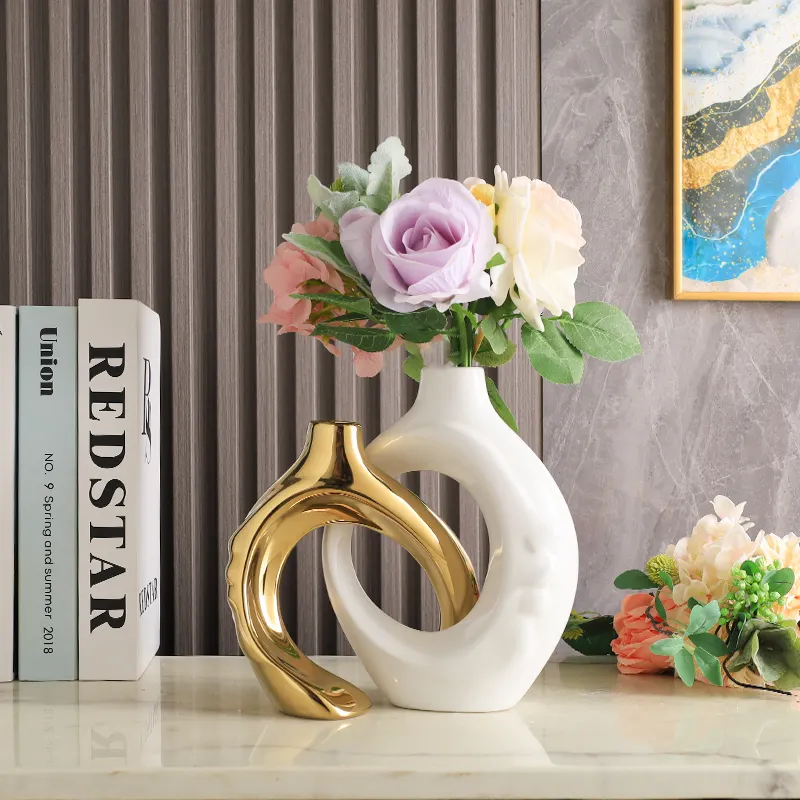 Toptan özel elektroliz lüks beyaz ve altın ev otel dekoratif seramik kavanoz çiçek vazo