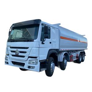 Camión Cisterna de Combustible Diésel Sinotruk Howo Nuevo 4x2, Camión Cisterna de Transporte de Petróleo HOWO 371 con Capacidad de 15001-30000L y Carga de 11-20T - Product Image 1
