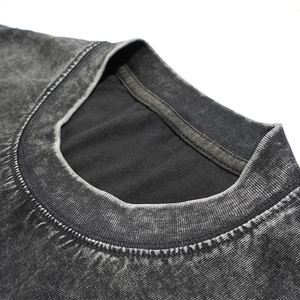 تي شيرت رجالي بوزن ثقيل 230 جرام، 100% قطن، مطبوع حسب الطلب، فضفاض وكبير الحجم، مع تطريز ثلاثي الأبعاد، محبوك ومعالج بالغسيل الحمضي بتصميم عتيق - Product Image 4