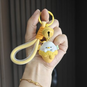 พวงกุญแจเรซิ่นรูปสัตว์น่ารักพร้อมสายคล้องข้อมือแบบมีกระดิ่ง สำหรับตกแต่งกระเป๋าและพวงกุญแจ ตุ๊กตาห้อยกระเป๋าเป้สะพายหลัง - Product Image 6