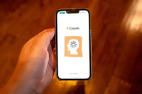 Assistant IA Claude Max 20x pour la réflexion complexe et l'analyse de données textuelles longues