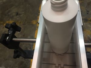 Roestvrijstalen Transportband Met Roestvrijstalen Nivellerende Voeten Om Glazen Flessen Te Vervoeren - Product Image 4