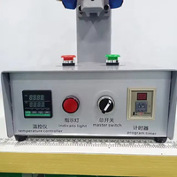 Machine à chaud et à froid pour la fabrication de chaussures de sport en cuir à tête unique FS avec moteur pour le façonnage des orteils/du talon/du dos 220V