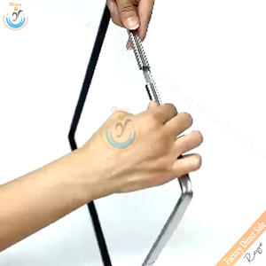 Meilleur prix conçu sur mesure 9.5mm porte en verre isolante <span class=keywords><strong>maison</strong></span> conteneur barres d'espacement de bord chaud centres commerciaux en acier spéciaux de haute qualité - Product Image 3