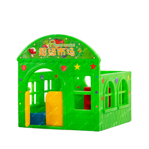 Combinaison de toboggan et de balançoire en plastique éducatif pour la maternelle, pour une utilisation en jardin et à la maison - Product Image 1