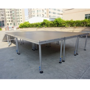 Escenario Portátil de Aluminio de 4x4 pies, Ligero, para Bodas al Aire Libre, con Superficie Antideslizante y Fácil Montaje - Product Image 2