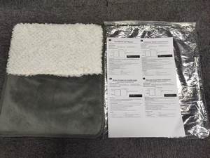 Chauffe-pieds électrique rechargeable USB portable pour la maison et le bureau, avec réglage de la température, en polyester, sécurisé - Product Image 5