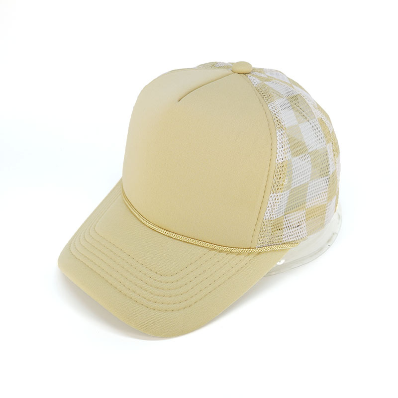 Beige à carreaux