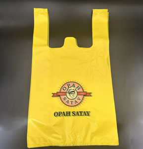 Bolsa de Camiseta Amarilla con Logotipo Personalizado, con Asa de Chaleco, Bolsas de Plástico Reciclado Perforadas para Supermercados y Exposiciones - Product Image 1