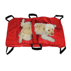 Tappetino di Trasporto per Animali Domestici - Materassino Impermeabile di Emergenza <span class=keywords><strong>in</strong></span> Poliestere Oxford per Cani e Gatti Infortunati - Product Image 1