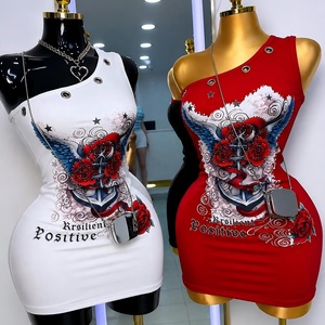 C1018 Abito <span class=keywords><strong>Mini</strong></span> Vintage Y2K Stampato Sexy Senza Maniche con Spalla Scoperta Aderente per Donna - Product Image 1