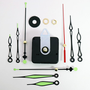 Mouvement silencieux + 3 jeux d'aiguilles. Aiguilles lumineuses. Mouvement silencieux à quartz. Mécanisme d'<span class=keywords><strong>horloge</strong></span> murale en métal. - Product Image 2
