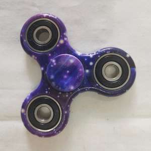 Offre Spéciale unisexe 7.5cm russie impression coloré en plastique EN71 certifié drôle éducatif Fidget Spinner décompression jouet amusant - Product Image 2