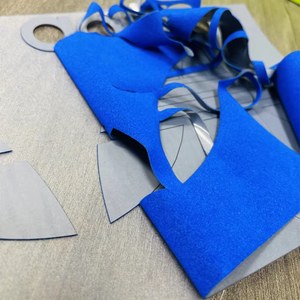 Haute qualité 3D Silicone pressage à <span class=keywords><strong>chaud</strong></span> personnalisé bouffée de crème <span class=keywords><strong>flocage</strong></span> Dtf autocollant Silicone logo Htv transfert de chaleur vinyle <span class=keywords><strong>presse</strong></span> à <span class=keywords><strong>chaud</strong></span> - Product Image 1