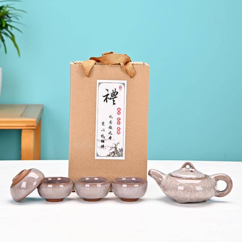 Juego de té "Ice-Crack", una tetera y cuatro tazas - blanco.